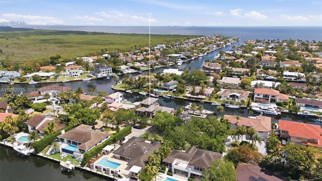 12991 Lerida St, Coral Gables, FL 33156
