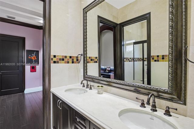 12991 Lerida St, Coral Gables, FL 33156