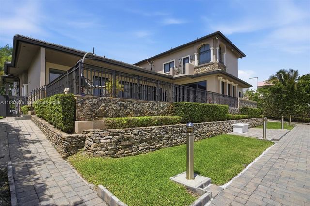 12991 Lerida St, Coral Gables, FL 33156