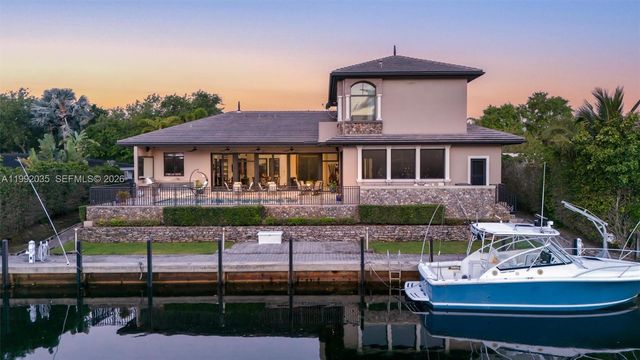 12991 Lerida St, Coral Gables, FL 33156