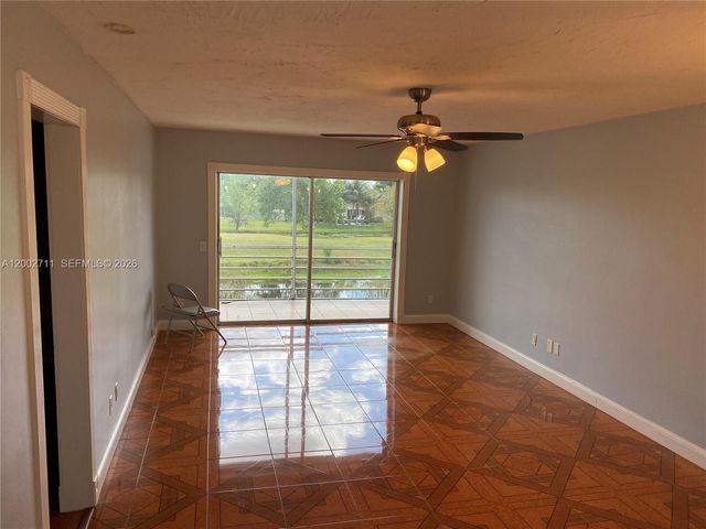 2471 SW 82nd Ave 207, Davie, FL 33324