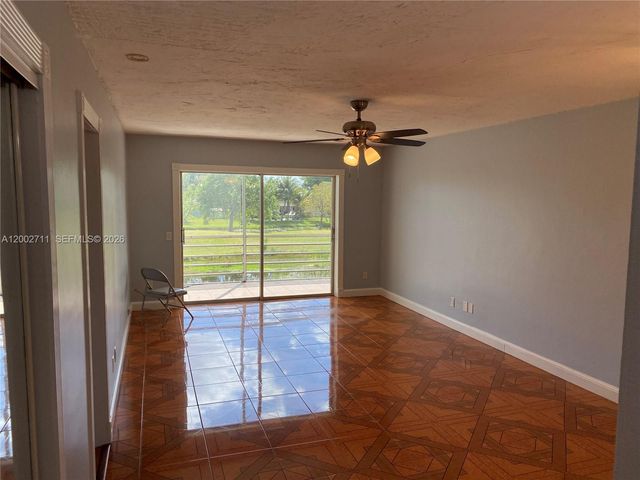 2471 SW 82nd Ave 207, Davie, FL 33324