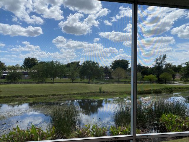 2471 SW 82nd Ave 207, Davie, FL 33324