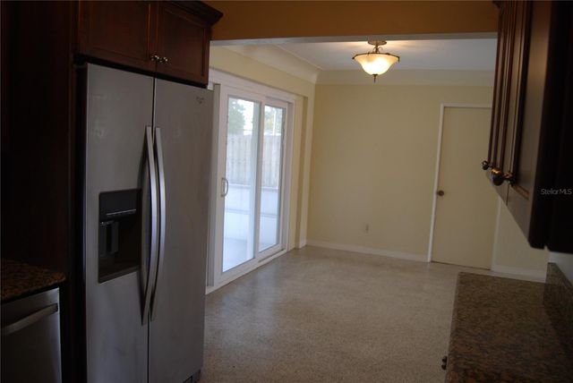 2871 67TH STREET N, St Petersburg, FL 33710