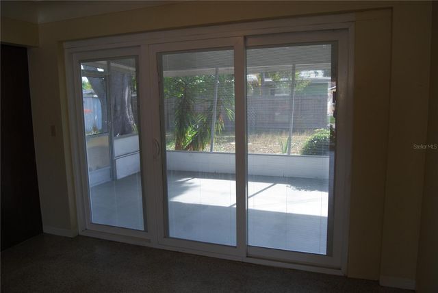 2871 67TH STREET N, St Petersburg, FL 33710