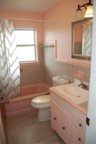 2871 67TH STREET N, St Petersburg, FL 33710