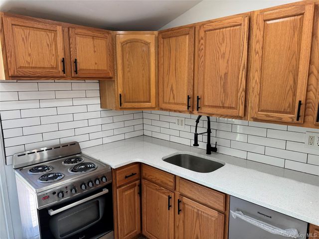 381 Mountain Lodge Road, Monroe, NY 10950