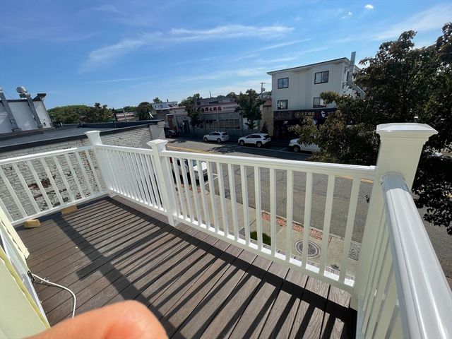 18 Billings Rd 2, Quincy, MA 02171