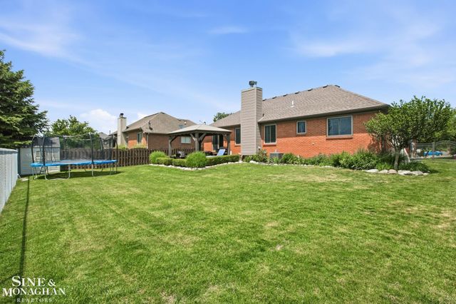 21712 Sabrina Drive, Macomb, MI 48044