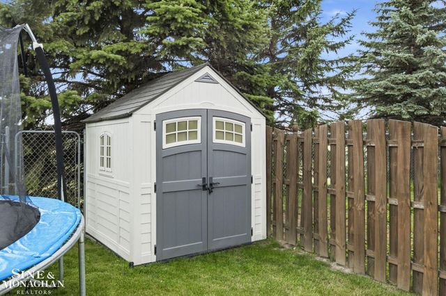 21712 Sabrina Drive, Macomb, MI 48044