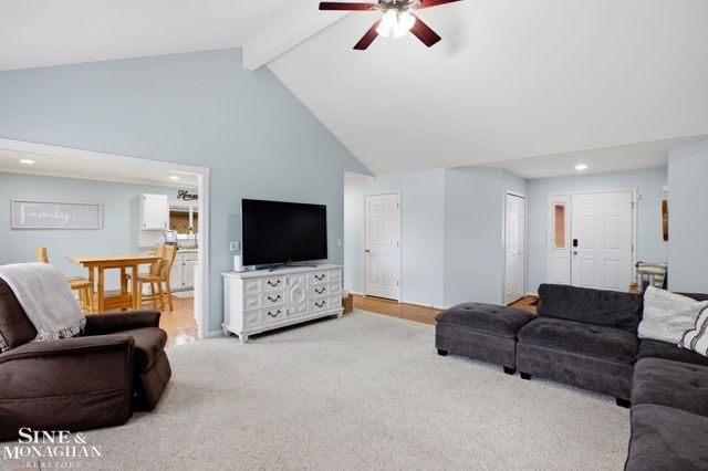 21712 Sabrina Drive, Macomb, MI 48044