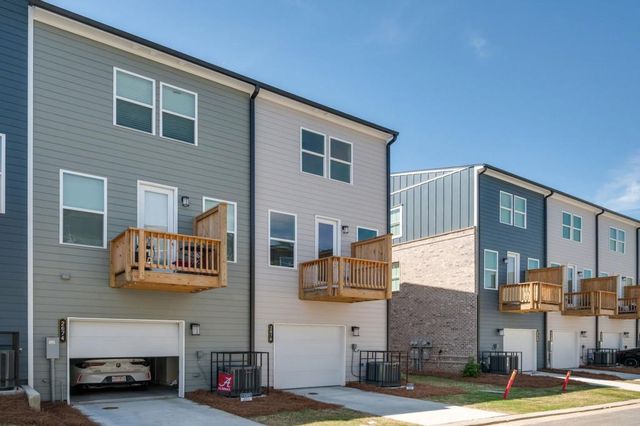 2676 Brookview Lane NW, Atlanta, GA 30318