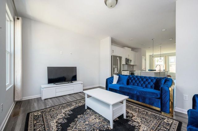 2676 Brookview Lane NW, Atlanta, GA 30318