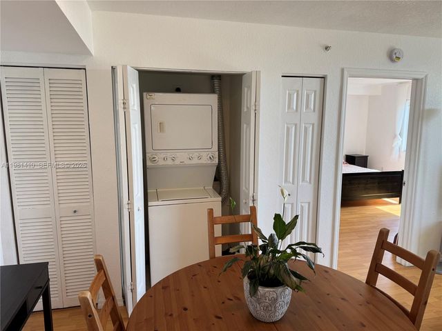 816 NW 11th St 1108, Miami, FL 33136