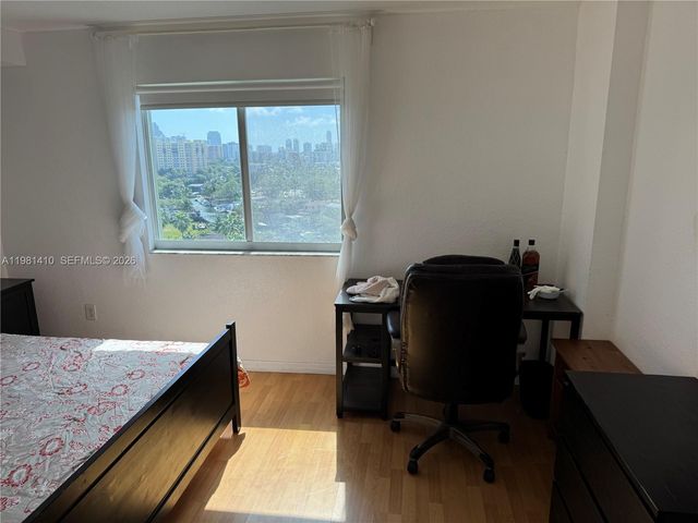 816 NW 11th St 1108, Miami, FL 33136