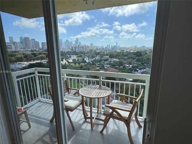 816 NW 11th St 1108, Miami, FL 33136