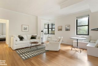 273 BENNETT Avenue # 2B, New York City, NY 10040