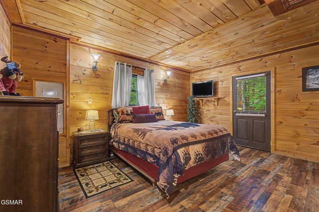 1128 Ridgefield Drive, Sevierville, TN 37876