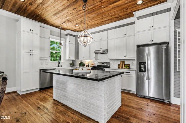 238 Alamo Court, Clayton, NC 27527
