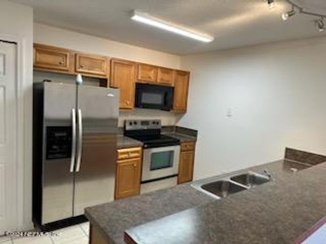 6880 SKAFF Avenue 1-11, Jacksonville, FL 32244