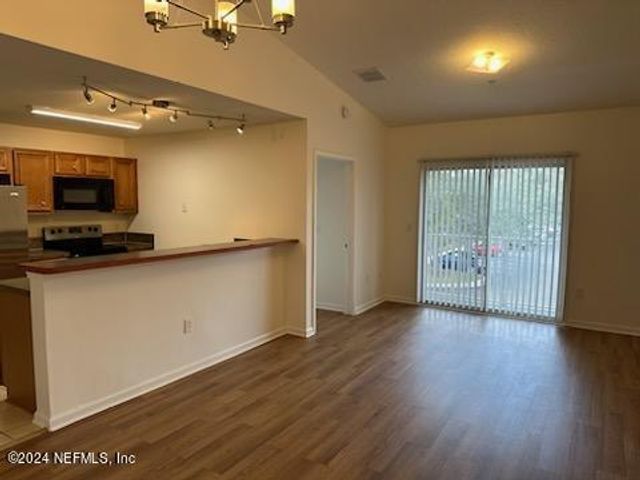 6880 SKAFF Avenue 1-11, Jacksonville, FL 32244