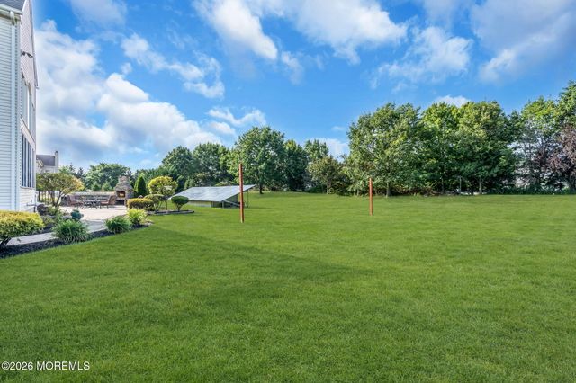 80 Stream Bank Drive, Freehold, NJ 07728