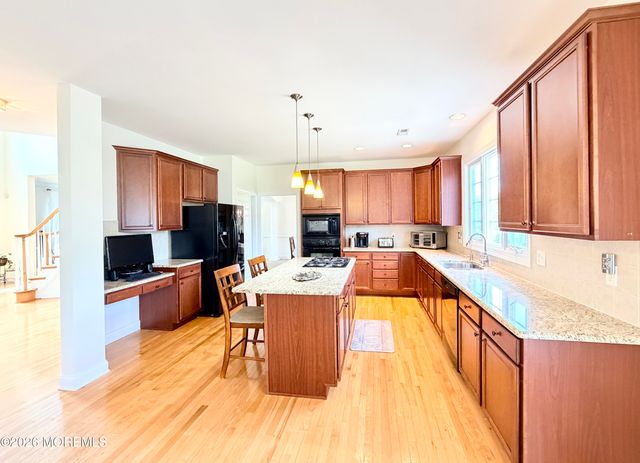 80 Stream Bank Drive, Freehold, NJ 07728