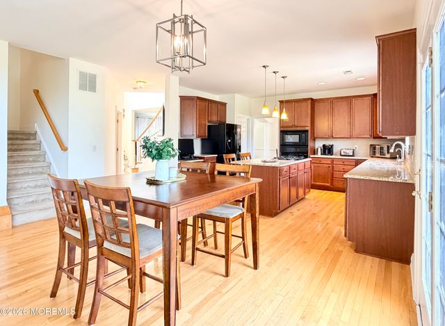 80 Stream Bank Drive, Freehold, NJ 07728
