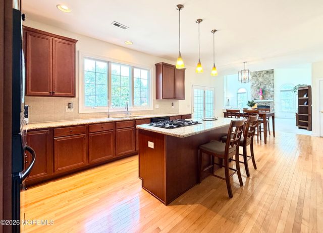 80 Stream Bank Drive, Freehold, NJ 07728