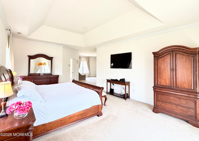 80 Stream Bank Drive, Freehold, NJ 07728