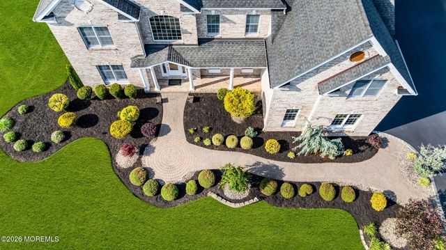 80 Stream Bank Drive, Freehold, NJ 07728
