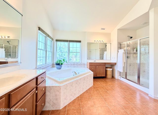80 Stream Bank Drive, Freehold, NJ 07728