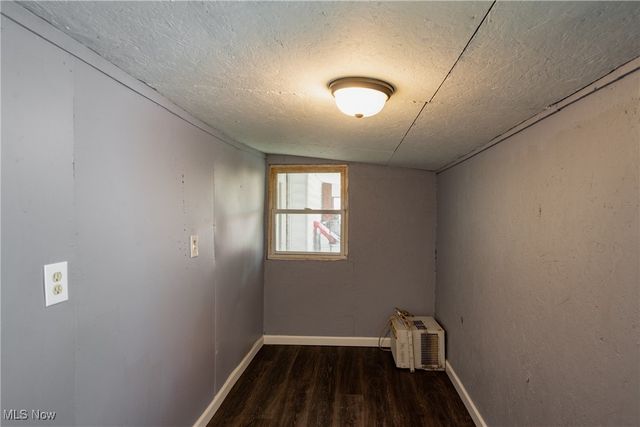 914 Pike Street, Parkersburg, WV 26101