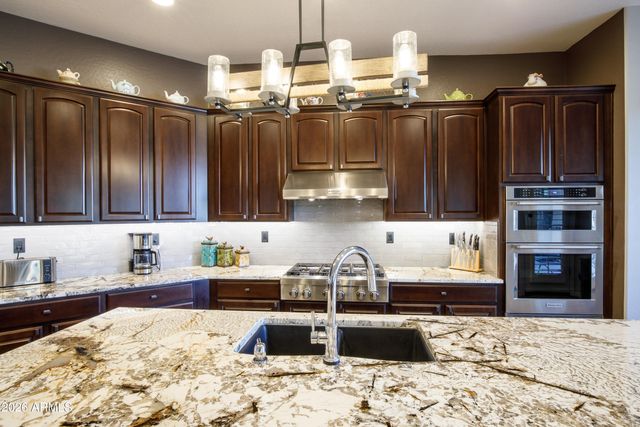 40115 N BLAZE Court, Phoenix, AZ 85086
