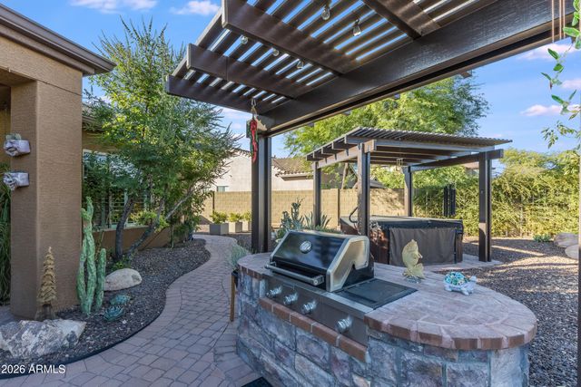 40115 N BLAZE Court, Phoenix, AZ 85086
