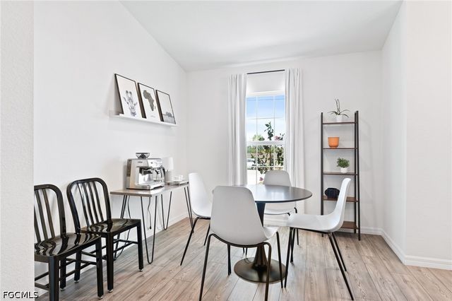 1900 NW 21st TER, Cape Coral, FL 33993