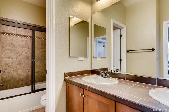 9139 Viaggio Way, Highlands Ranch, CO 80126