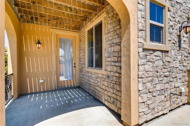 9139 Viaggio Way, Highlands Ranch, CO 80126