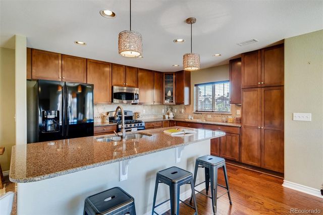 9139 Viaggio Way, Highlands Ranch, CO 80126