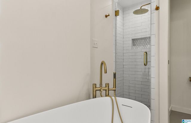 5413 CRESTWOOD BOULEVARD, Birmingham, AL 35212