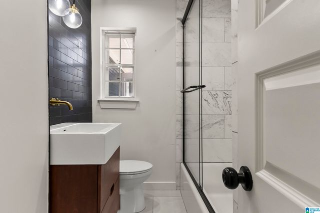 5413 CRESTWOOD BOULEVARD, Birmingham, AL 35212