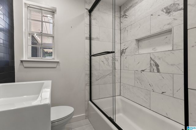 5413 CRESTWOOD BOULEVARD, Birmingham, AL 35212