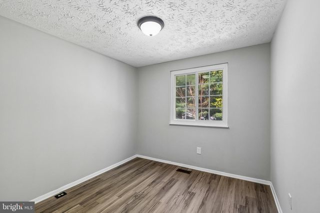 8333 BROCKHAM DR, Alexandria, VA 22309