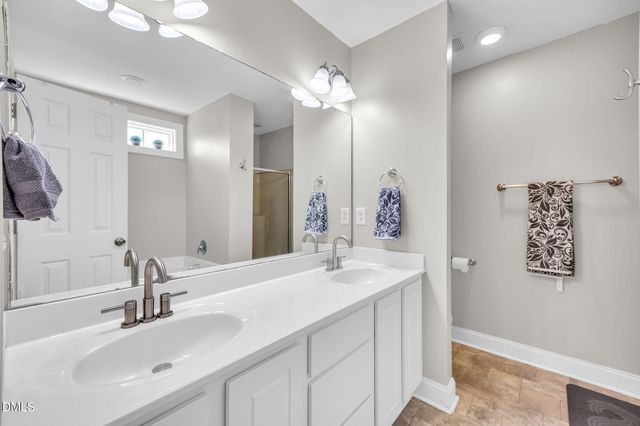 469 Texanna Way, Holly Springs, NC 27540