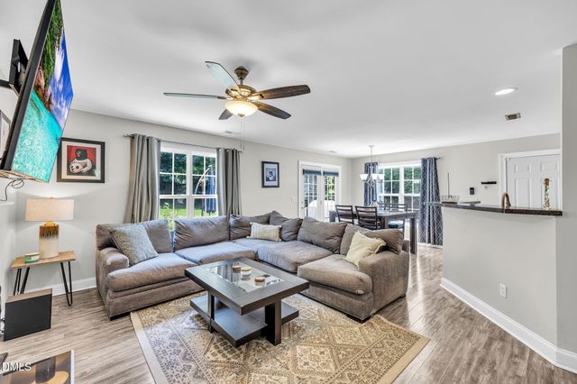 469 Texanna Way, Holly Springs, NC 27540