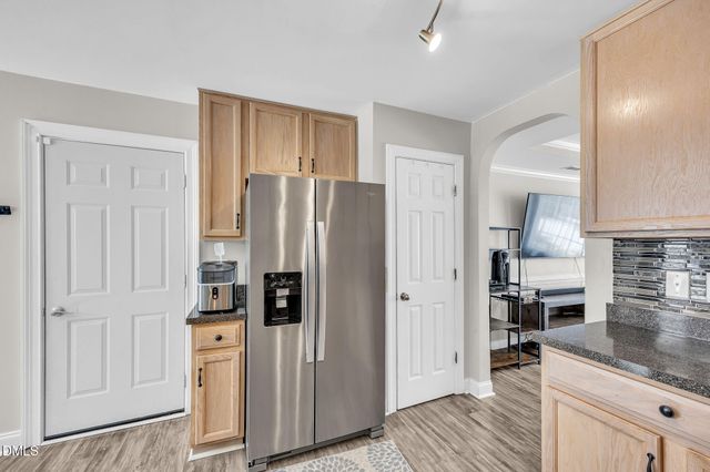 469 Texanna Way, Holly Springs, NC 27540