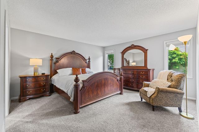 8048 Ranchview Lane N, Maple Grove, MN 55311