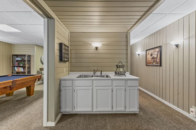 8048 Ranchview Lane N, Maple Grove, MN 55311