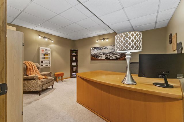 8048 Ranchview Lane N, Maple Grove, MN 55311
