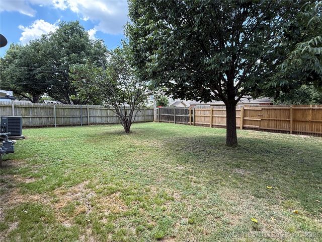 804 N Atlanta Street, Owasso, OK 74055